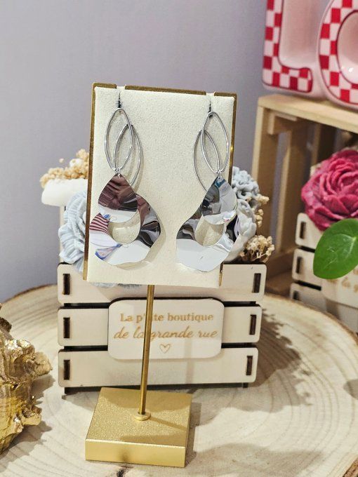 BOUCLES D'OREILLES