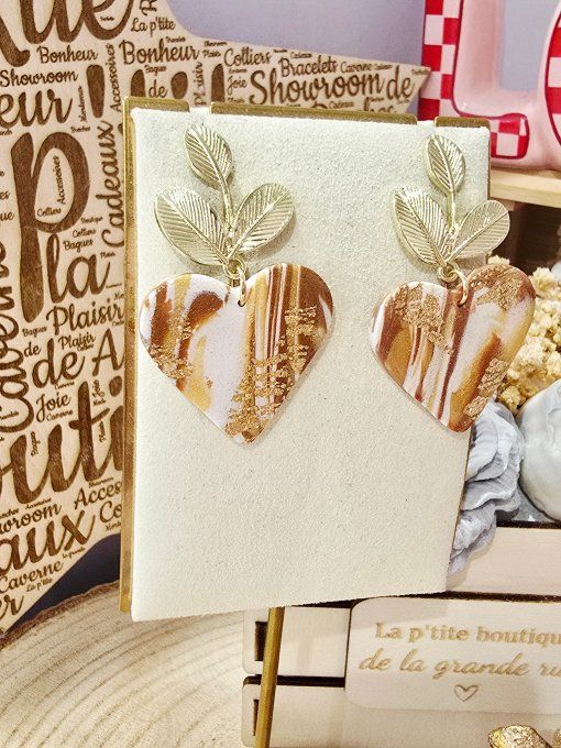 BOUCLES D'OREILLES