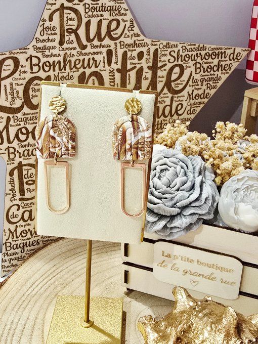 BOUCLES D'OREILLES