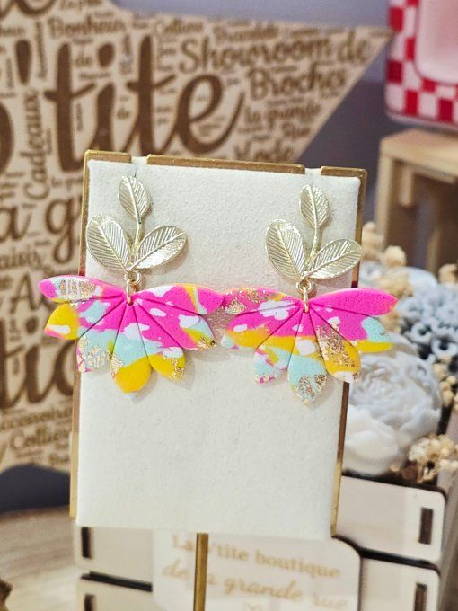 BOUCLES D'OREILLES