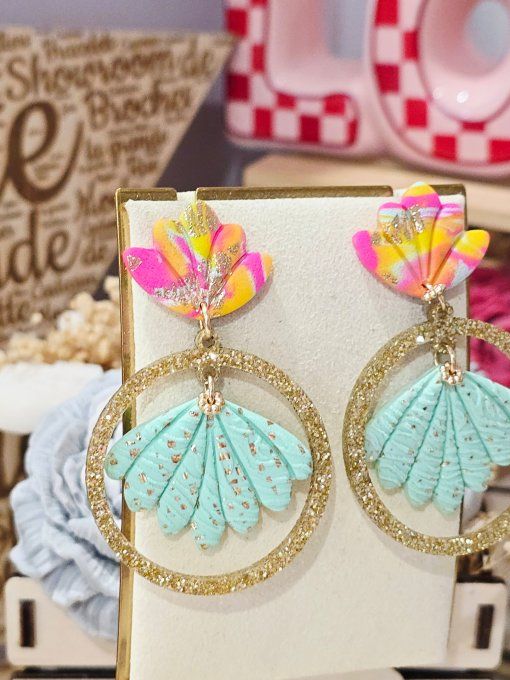 BOUCLES D'OREILLES