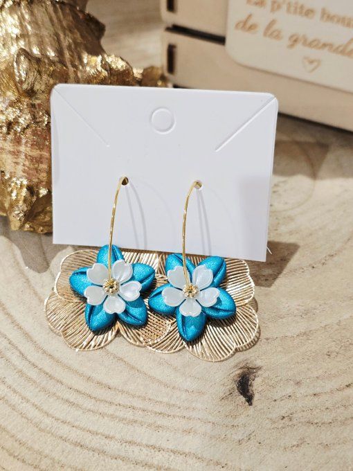 BOUCLES D'OREILLES