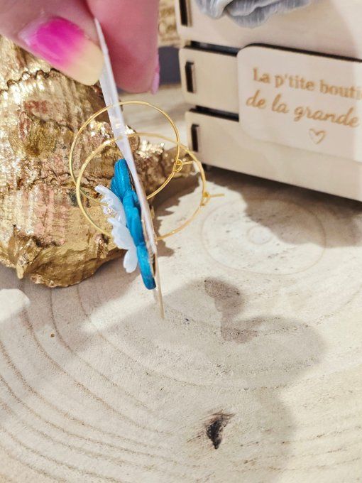 BOUCLES D'OREILLES