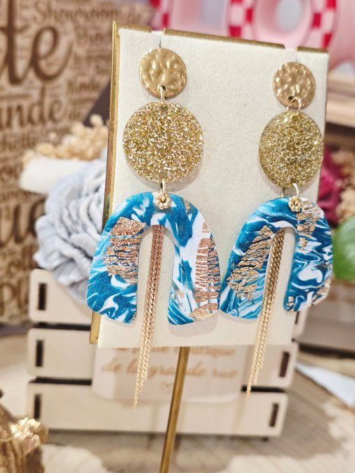 BOUCLES D'OREILLES