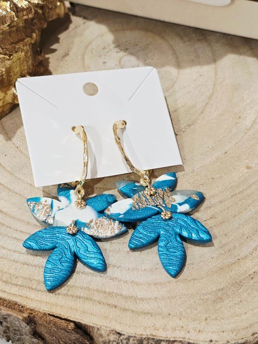 BOUCLES D'OREILLES