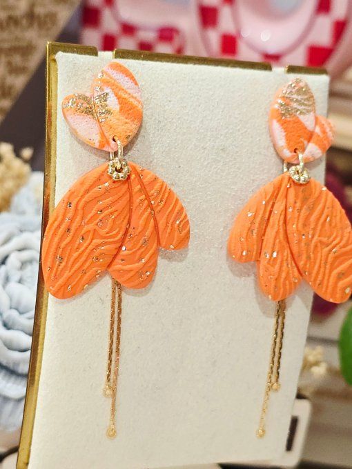 BOUCLES D'OREILLES