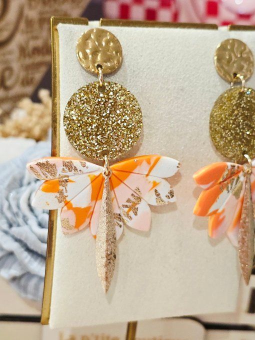 BOUCLES D'OREILLES