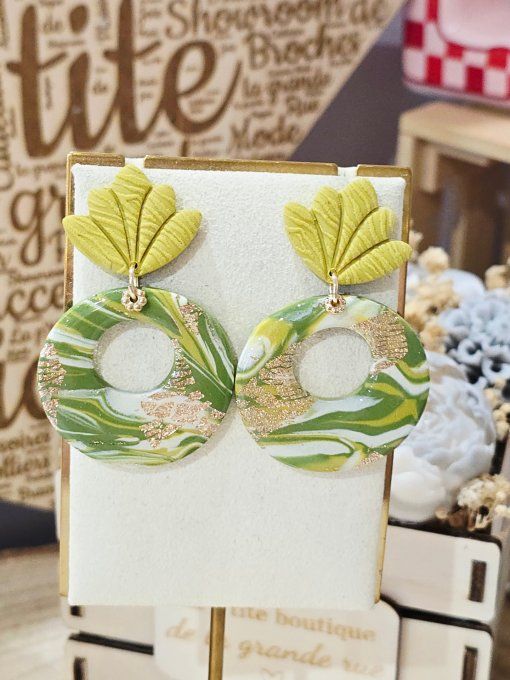 BOUCLES D'OREILLES