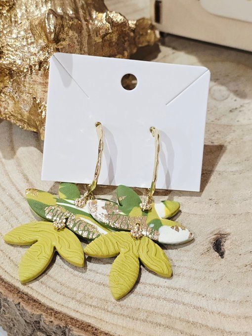 BOUCLES D'OREILLES