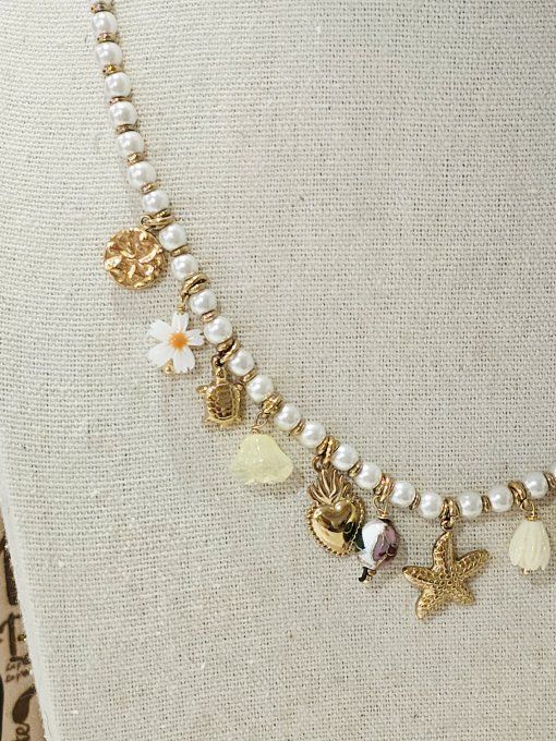 COLLIER