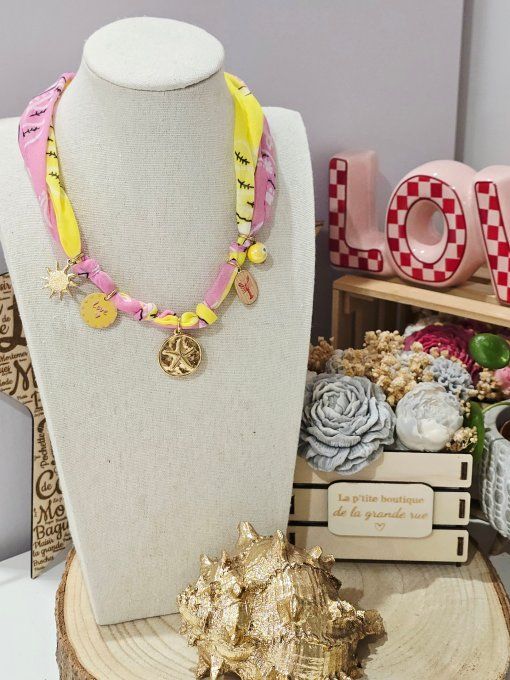 COLLIER