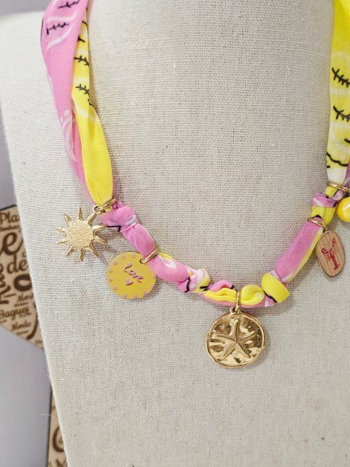 COLLIER