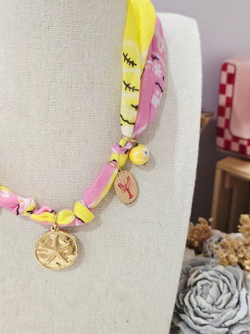 COLLIER