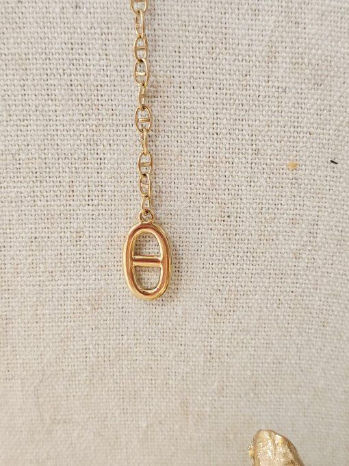 COLLIER