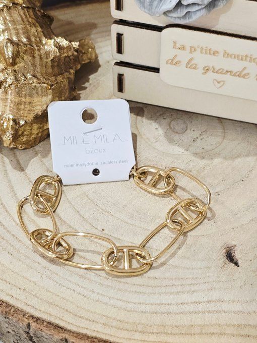 BRACELET