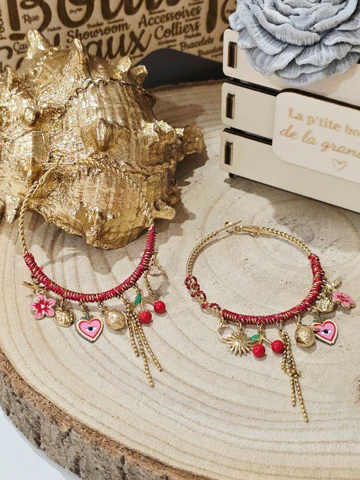BOUCLES D'OREILLES