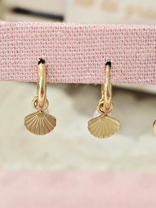 BOUCLES D'OREILLES