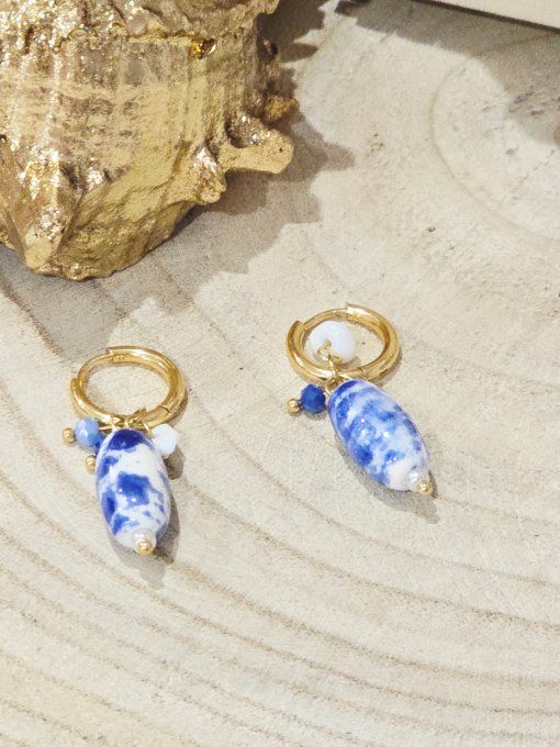 BOUCLES D'OREILLES