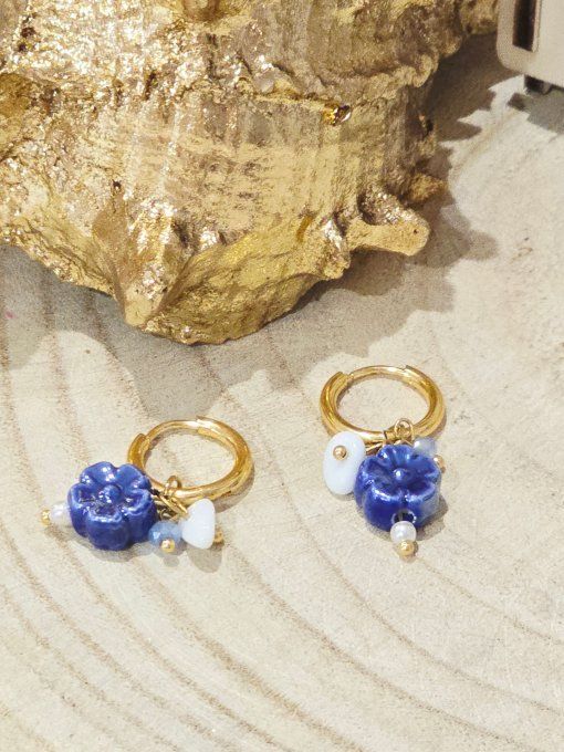 BOUCLES D'OREILLES