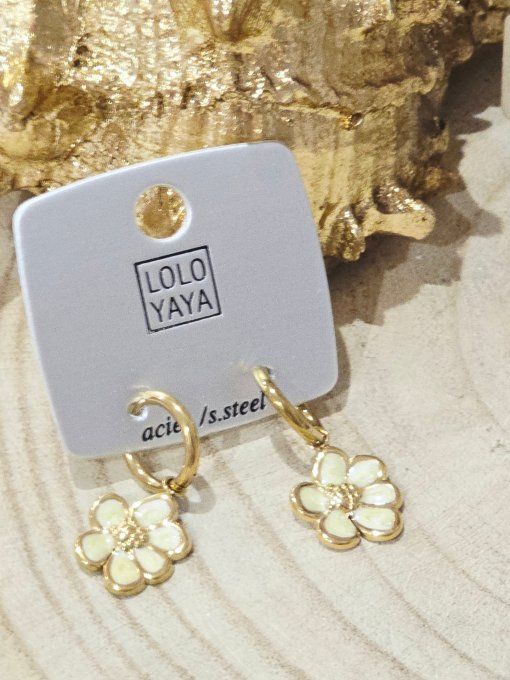 BOUCLES D'OREILLES
