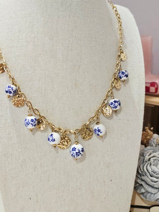 COLLIER