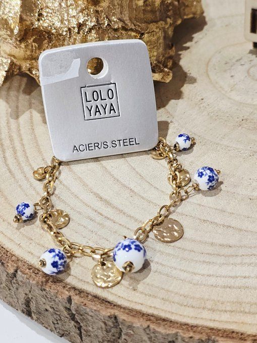 BRACELET