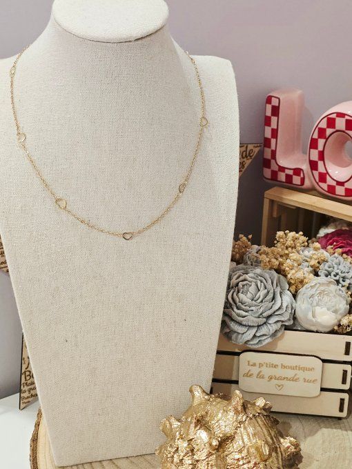 COLLIER