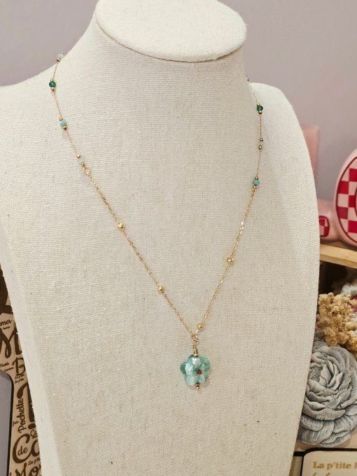 COLLIER