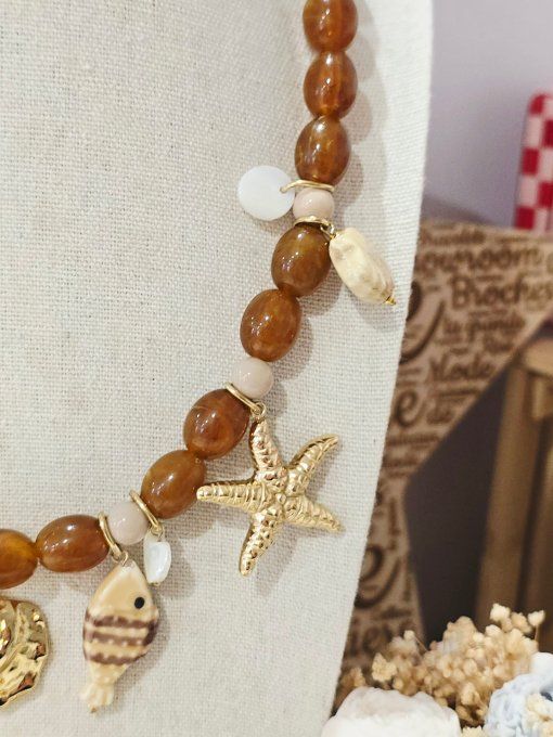 COLLIER