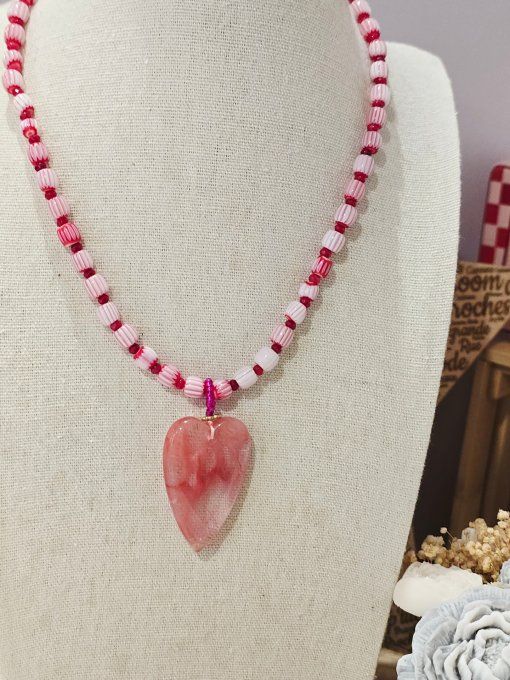 COLLIER