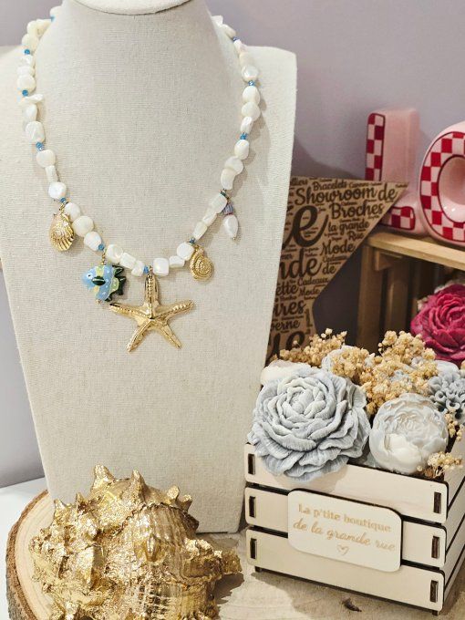 COLLIER