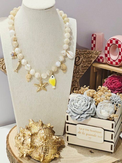COLLIER