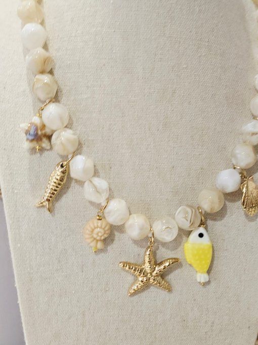 COLLIER