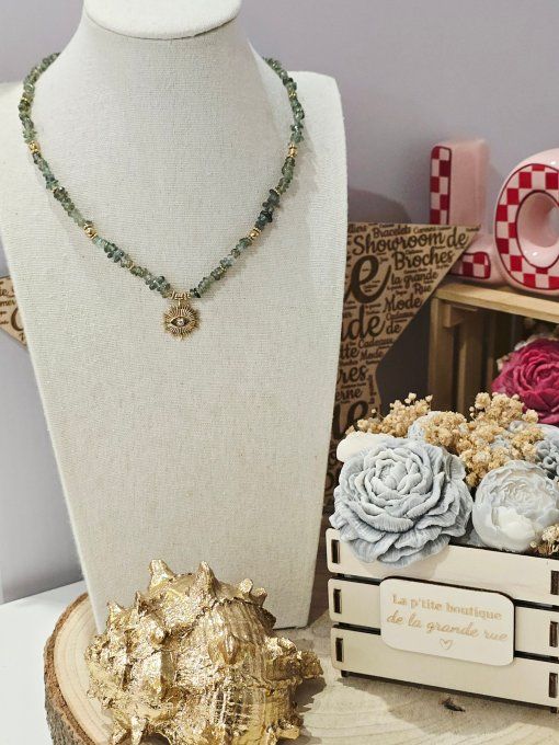 COLLIER