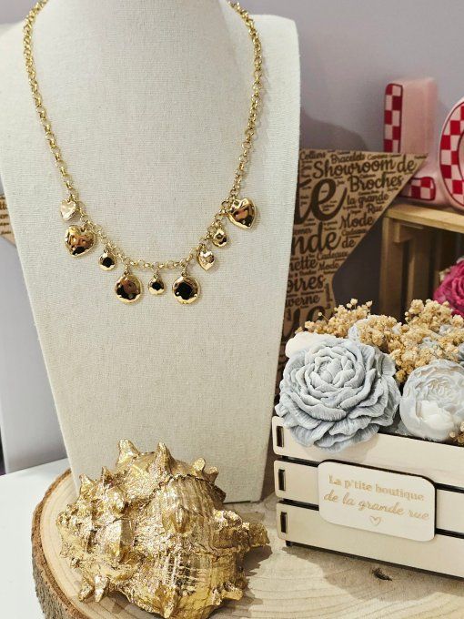 COLLIER