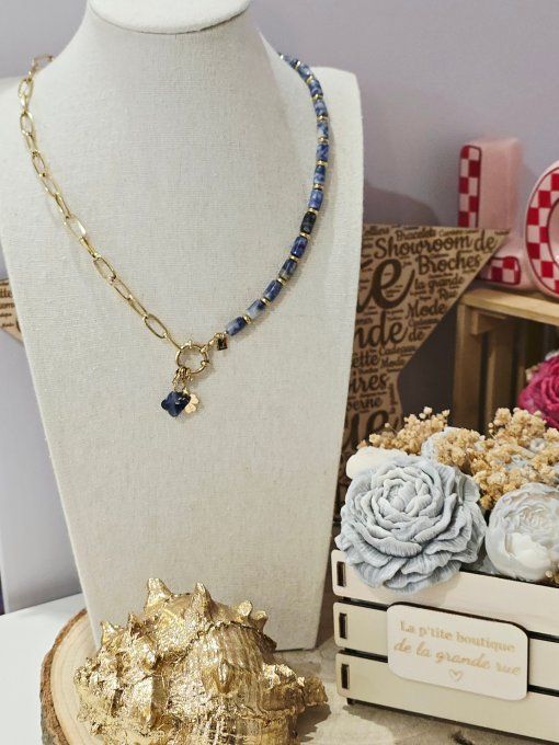 COLLIER