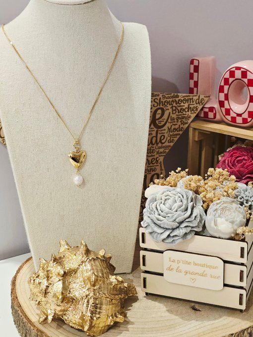 COLLIER