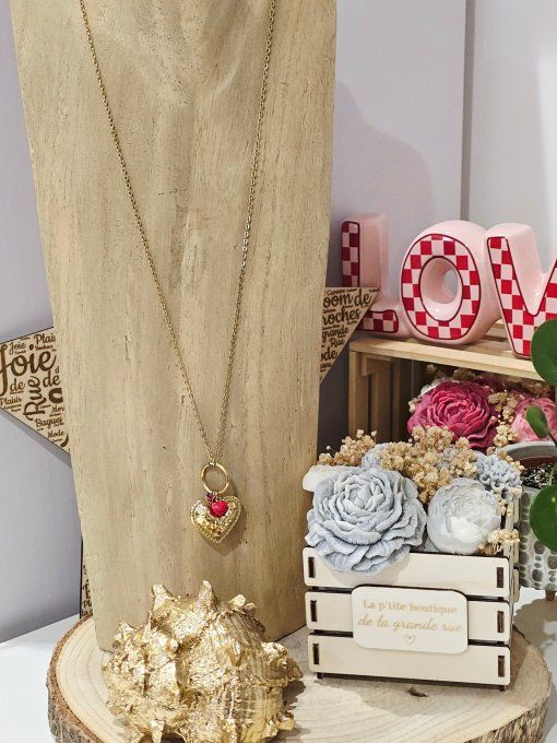 COLLIER