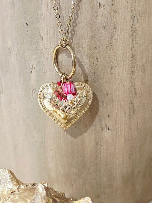 COLLIER