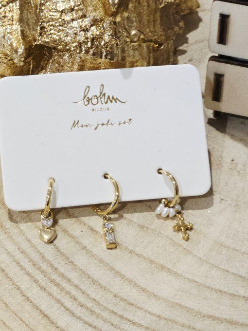 BOUCLES D'OREILLES
