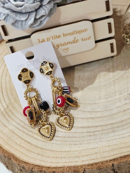 BOUCLES D'OREILLES