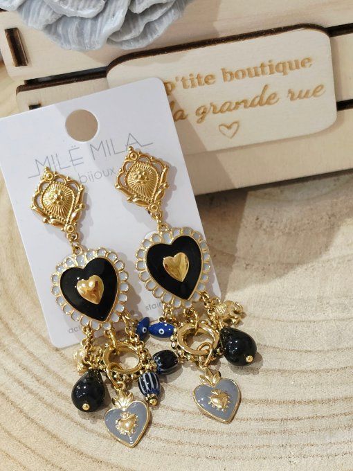 BOUCLES D'OREILLES
