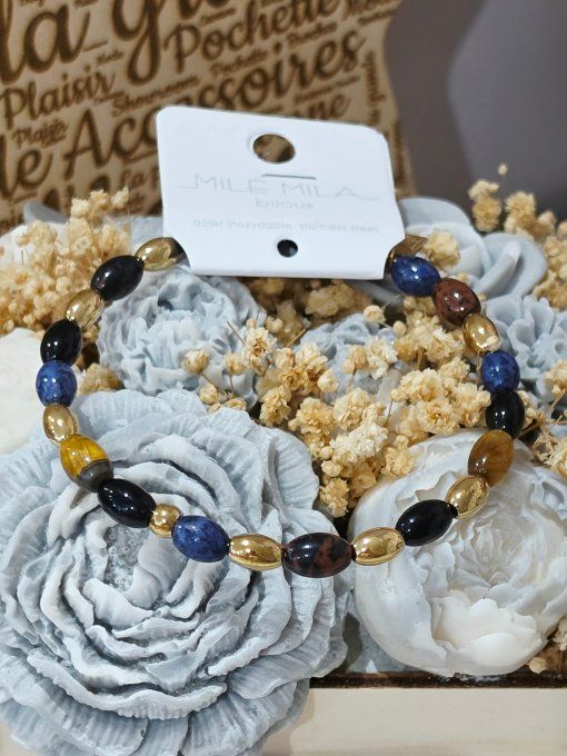BRACELET