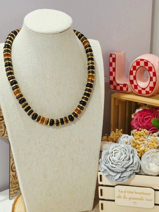 COLLIER