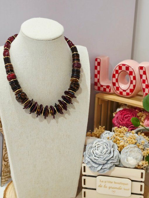 COLLIER