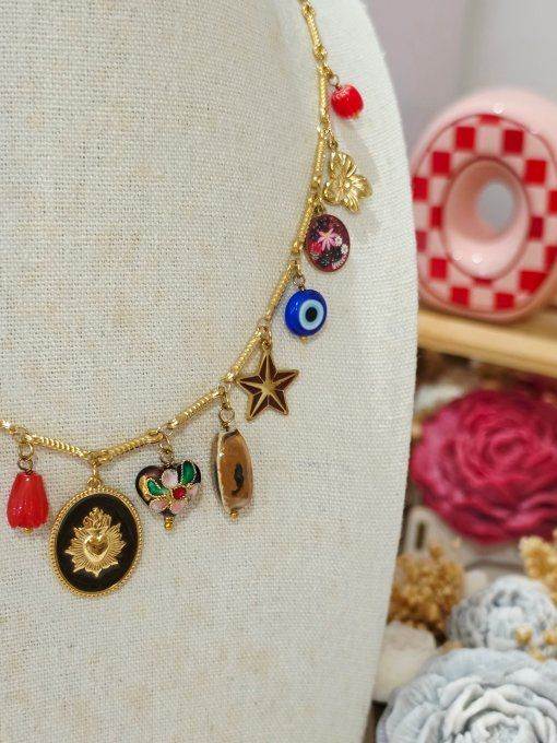 COLLIER