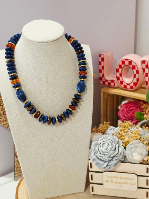 COLLIER