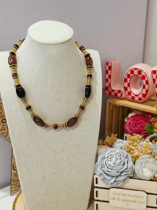 COLLIER