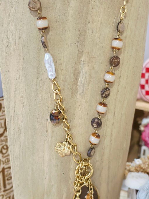 COLLIER