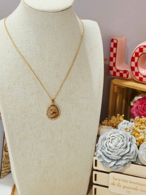 COLLIER